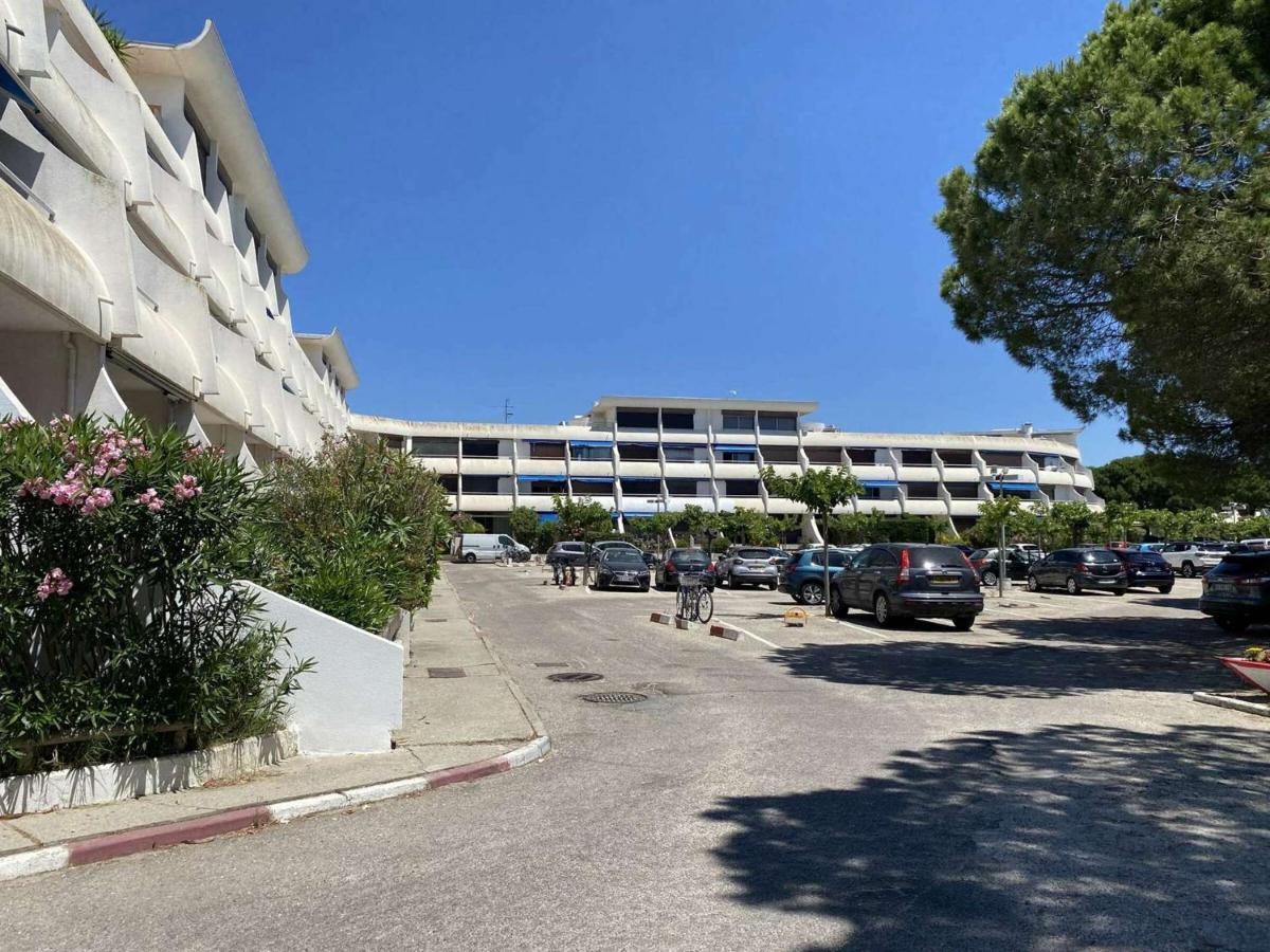 Appartement 2 Pieces Avec Parking A Port Camargue - Fr-1-250-170 Le Grau-du-Roi Exteriör bild